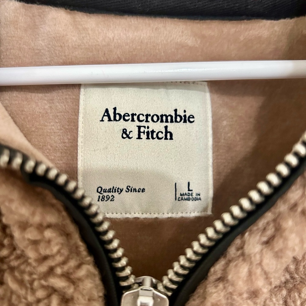 Abercrombie & Fitch Women's Teddy Sherpa Half-Zip Jacket - Brown - Picture 2 of 2